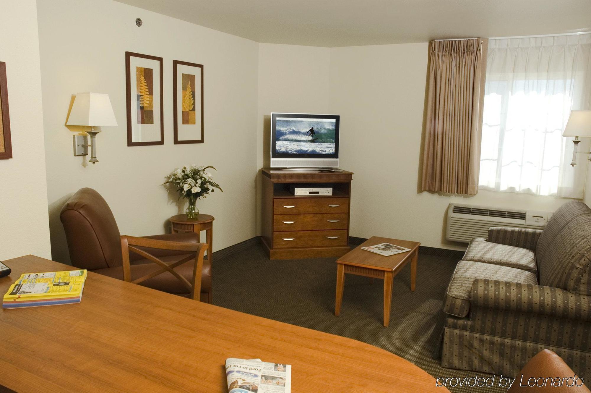 Candlewood Suites Joplin, An Ihg Hotel Room photo